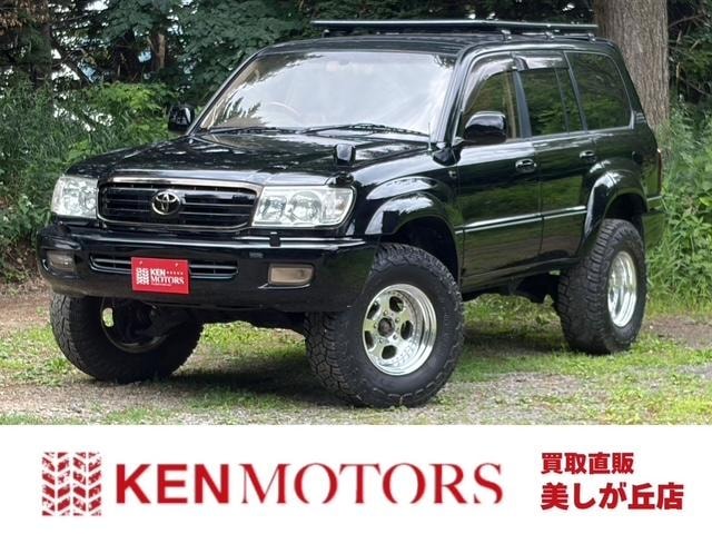 Toyota LAND CRUISER 100 2000 — фото автомобиля