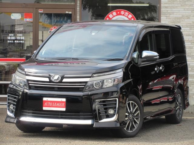 Toyota VOXY 2017 — фото автомобиля 1