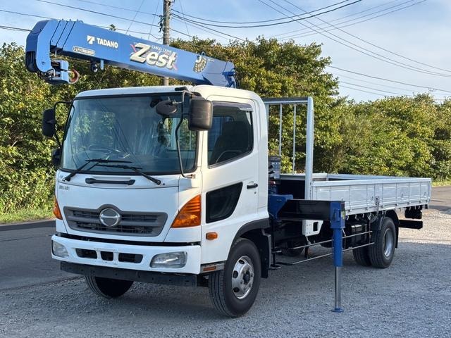 Hino RANGER 2013 — фото автомобиля 1