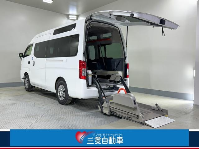 Nissan NV350CARAVAN VAN 2016 — фото автомобиля 1