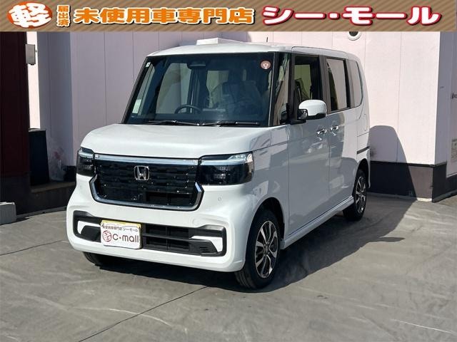 Honda N-BOX CUSTOM 2025 — фото автомобиля 1