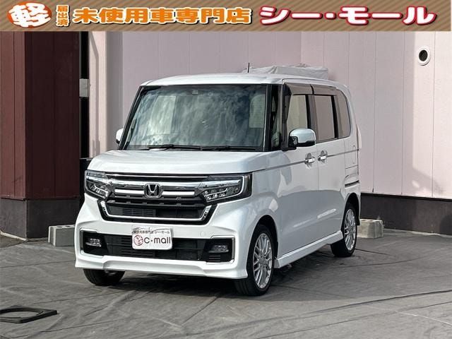 Honda N-BOX CUSTOM 2021 — фото автомобиля 1