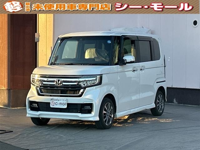 Honda N-BOX CUSTOM 2022 — фото автомобиля 1