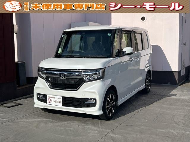 Honda N-BOX CUSTOM 2019 — фото автомобиля 1
