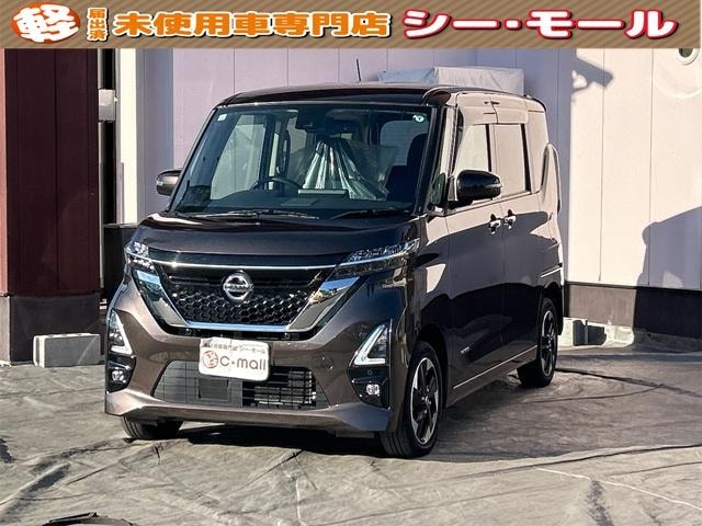 Nissan ROOX 2021 — фото автомобиля