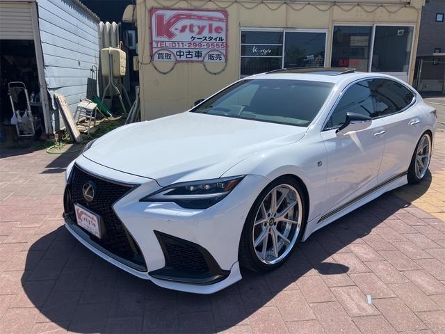 Lexus LS 2018 — фото автомобиля 1