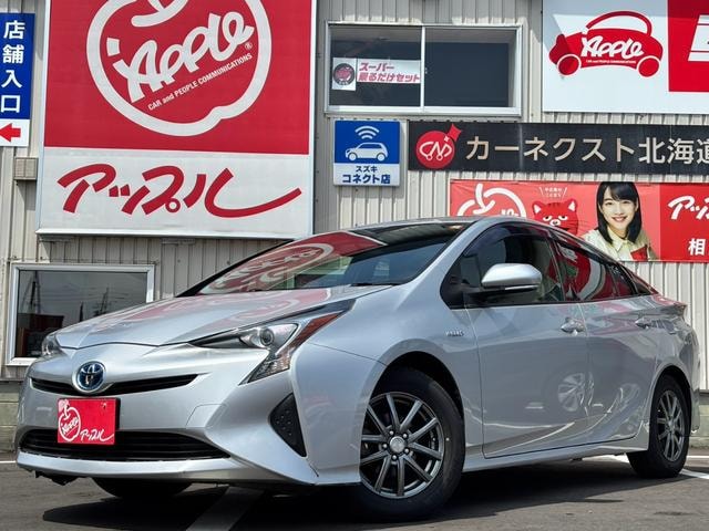 Toyota PRIUS 2018 — фото автомобиля 1