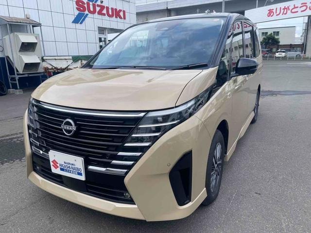 Nissan SERENA 2025 — фото автомобиля 1