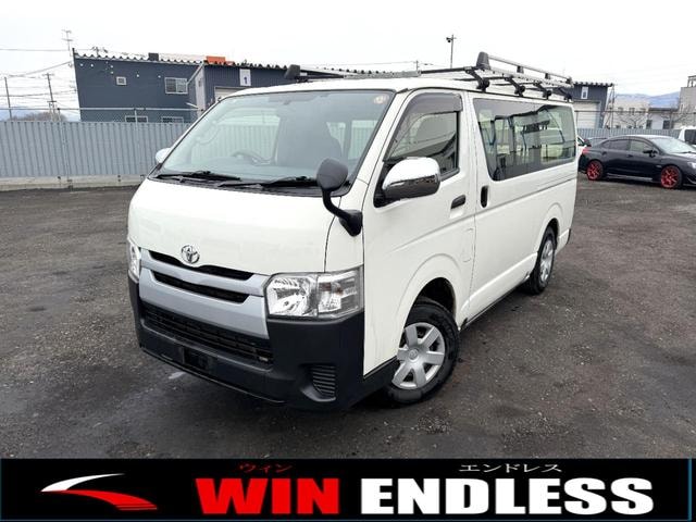 Toyota HIACE VAN 2014 — фото автомобиля 1