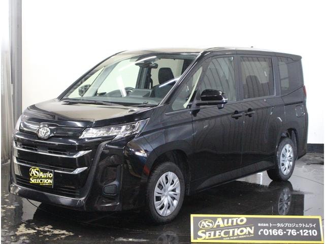Toyota NOAH 2022 — фото автомобиля 1