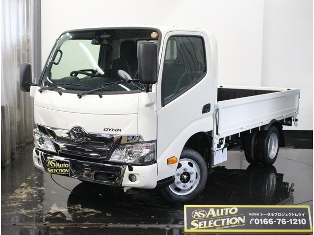 Toyota DYNA TRUCK 2026 — фото автомобиля