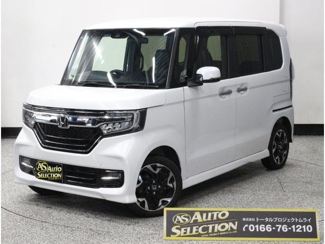 Honda N-BOX CUSTOM 2020 — фото автомобиля 1