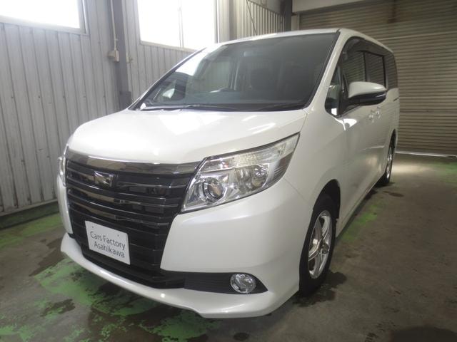 Toyota NOAH 2014 — фото автомобиля 1