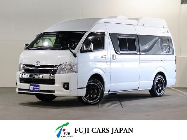Toyota HIACE VAN 2023 — фото автомобиля