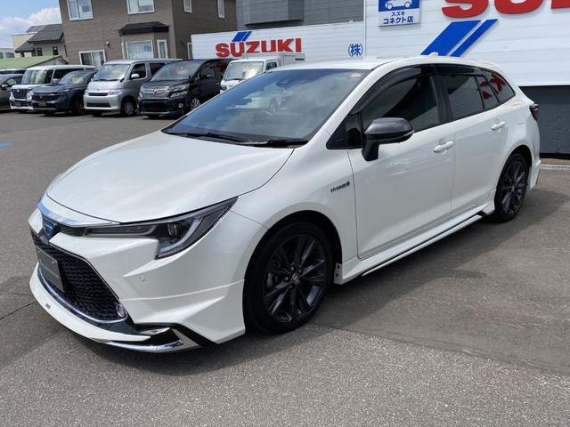 Toyota COROLLA TOURING 2020 — фото автомобиля 1