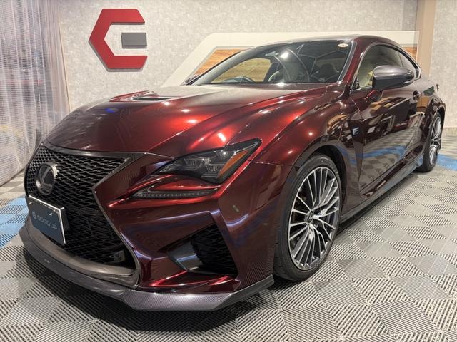 Lexus RC F 2018 — фото автомобиля
