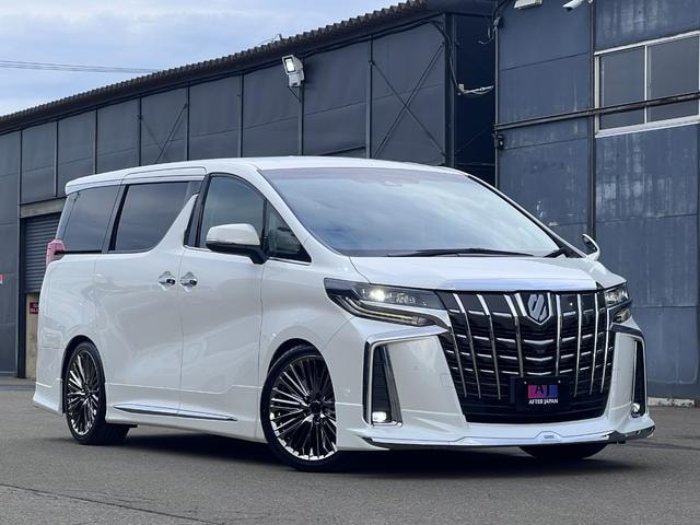 Toyota ALPHARD 2018 — фото автомобиля 1