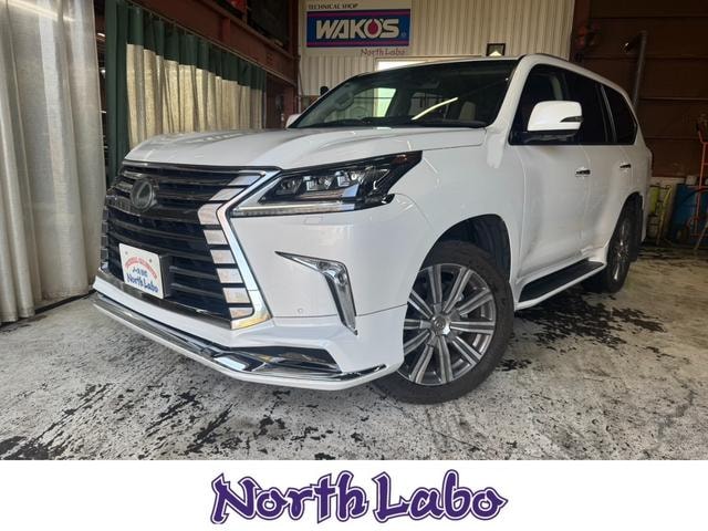 Lexus LX 2017 — фото автомобиля