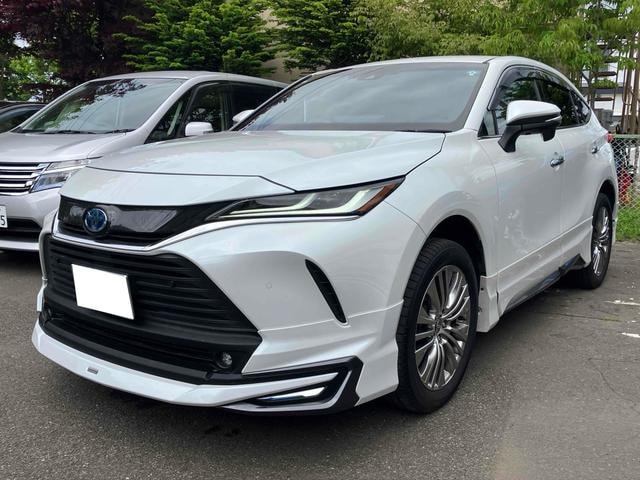 Toyota HARRIER HYBRID 2023 — фото автомобиля 1