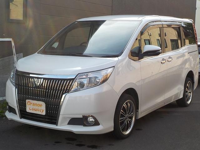 Toyota ESQUIRE 2015 — фото автомобиля 1