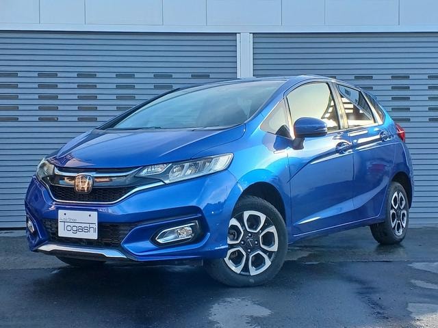 Honda FIT HYBRID 2017 — фото автомобиля 1