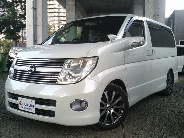 Nissan ELGRAND 2009 — фото автомобиля