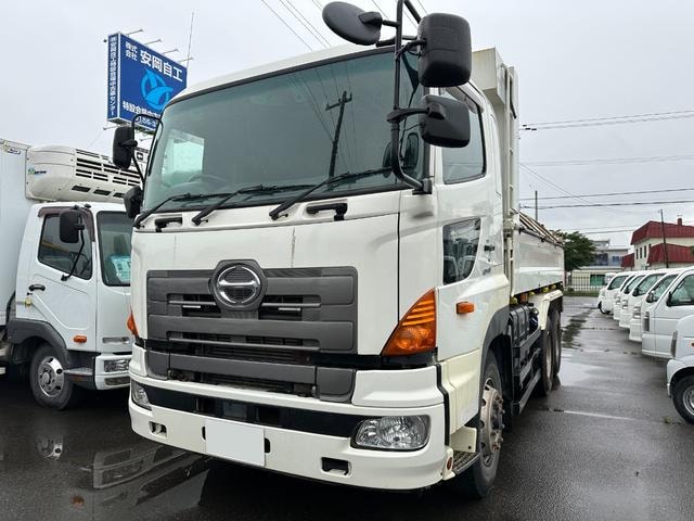 Hino PROFIA 2015 — фото автомобиля 1