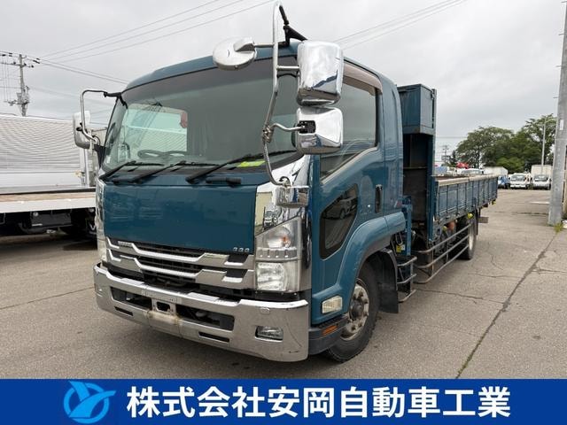Isuzu FORWARD 2015 — фото автомобиля 1