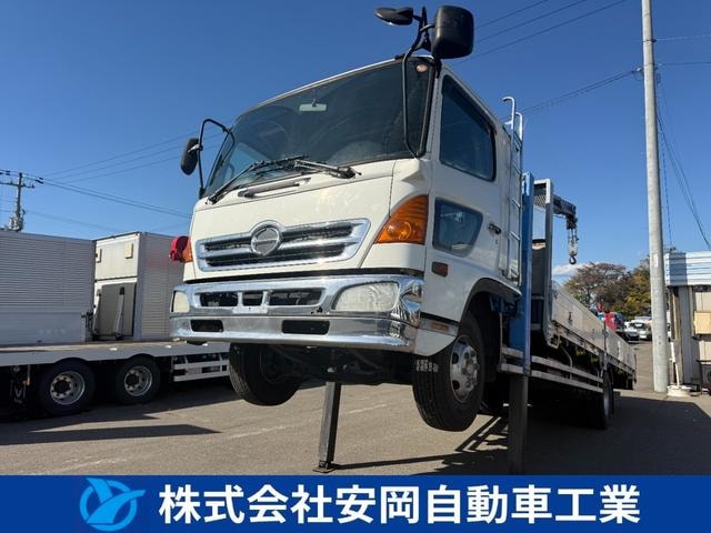 Hino RANGER PRO 2002 — фото автомобиля 1