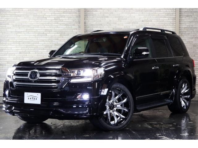 Toyota LAND CRUISER 2016 — фото автомобиля 1