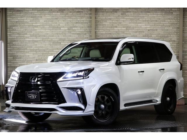 Lexus LX 2016 — фото автомобиля