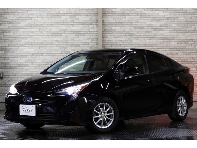 Toyota PRIUS 2016 — фото автомобиля 1