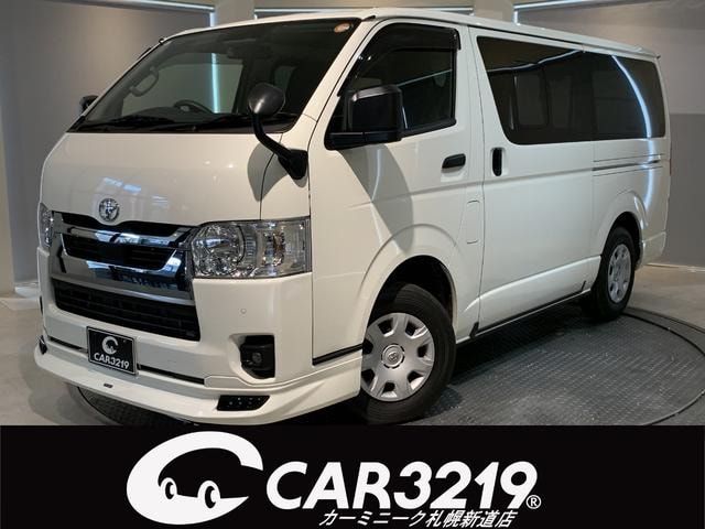 Toyota HIACE VAN 2024 — фото автомобиля 1