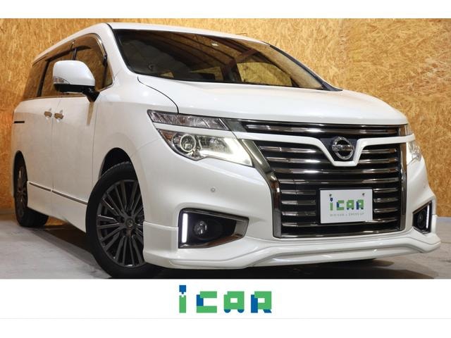 Nissan ELGRAND 2015 — фото автомобиля 1