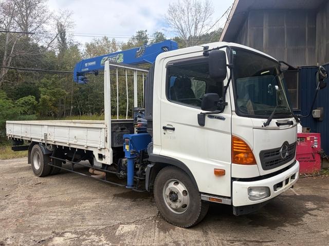 Hino RANGER 2013 — фото автомобиля
