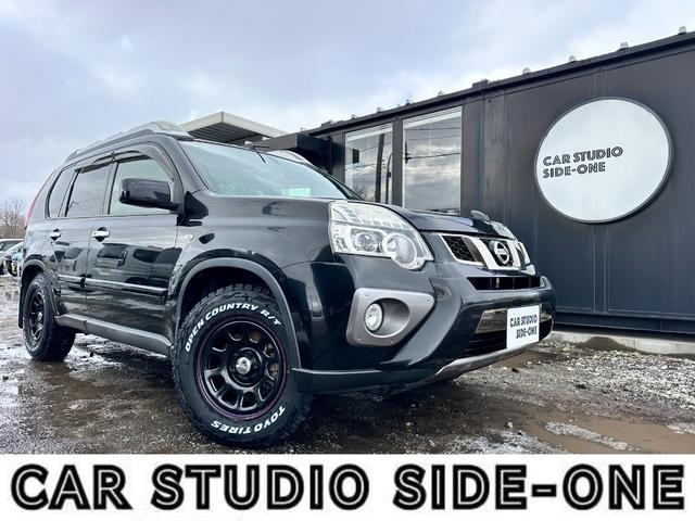 Nissan X-TRAIL 2013 — фото автомобиля 1