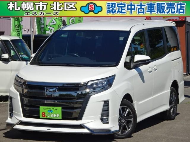 Toyota NOAH 2017 — фото автомобиля 1