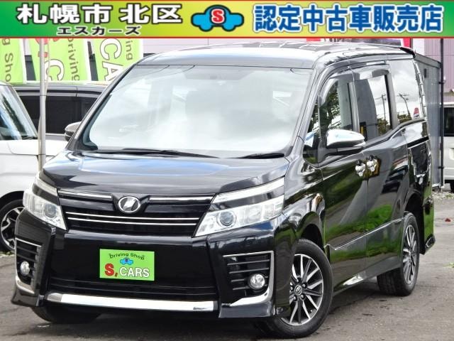 Toyota VOXY 2015 — фото автомобиля