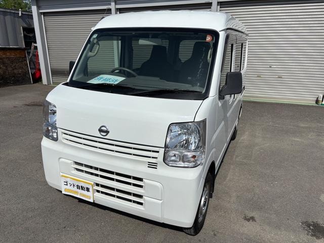 Nissan NV100CLIPPER VAN 2015 — фото автомобиля