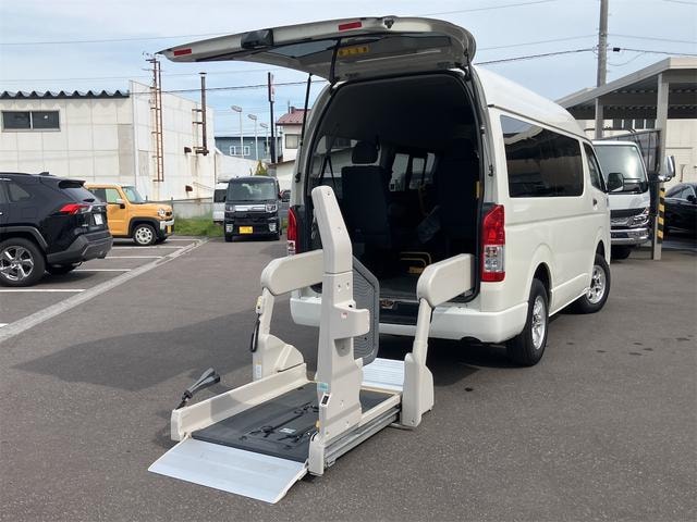 Toyota HIACE VAN 2014 — фото автомобиля 1