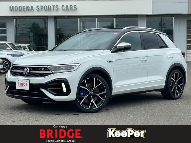 Volkswagen T-ROC 2022 — фото автомобиля