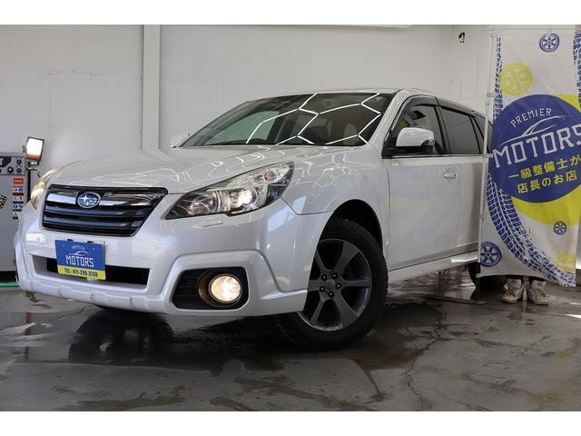 Subaru LEGACY OUTBACK 2013 — фото автомобиля 1