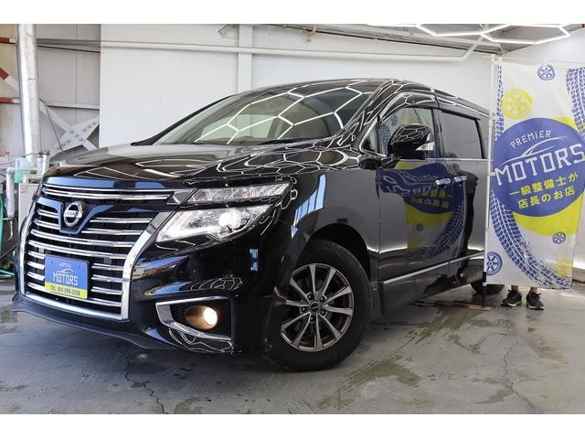 Nissan ELGRAND 2017 — фото автомобиля 1