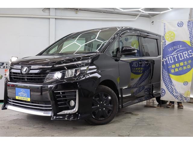 Toyota VOXY 2015 — фото автомобиля 1