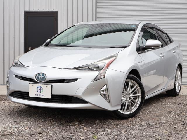 Toyota PRIUS 2016 — фото автомобиля 1