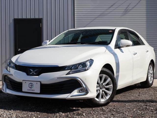Toyota MARK X 2016 — фото автомобиля