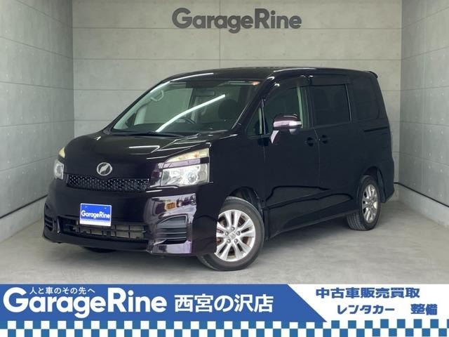 Toyota VOXY 2013 — фото автомобиля 1
