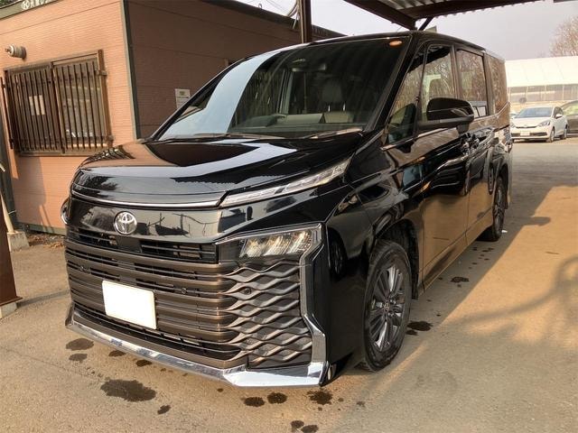 Toyota VOXY 2025 — фото автомобиля 1