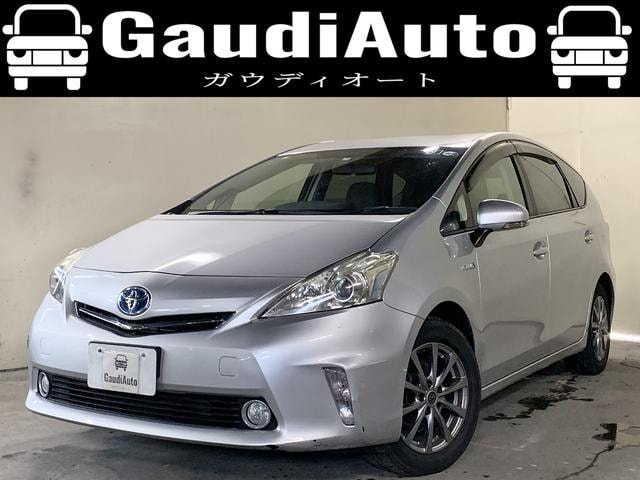 Toyota PRIUS ALPHA 2013 — фото автомобиля 1