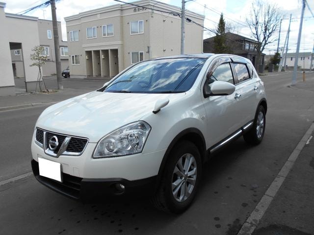 Nissan DUALIS 2013 — фото автомобиля 1